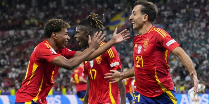 Tiền đạo Tây Ban Nha Mikel Oyarzabal – sát thủ số 1 với 9 bàn quốc tế